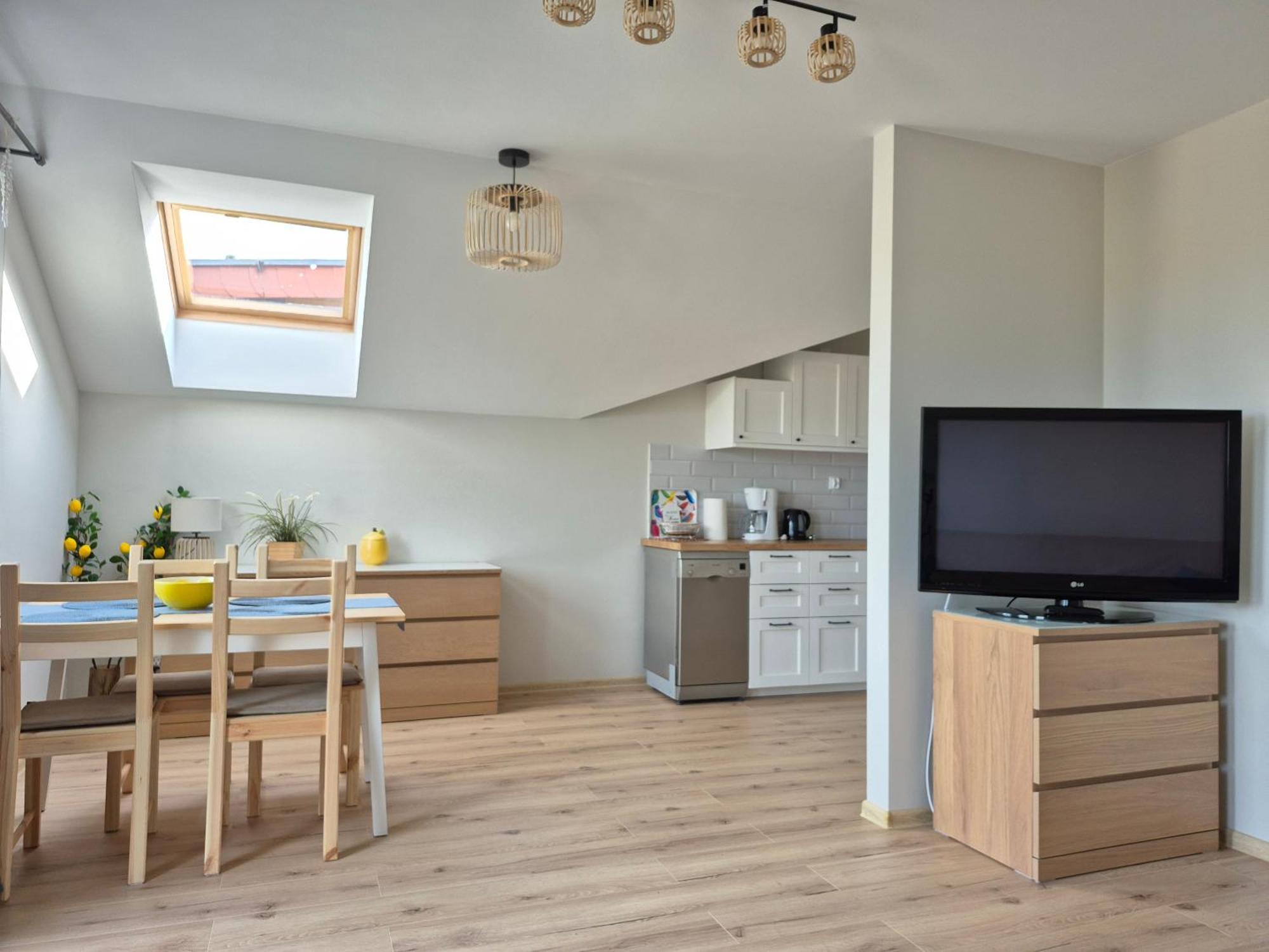 Pod Platanami Apartment *